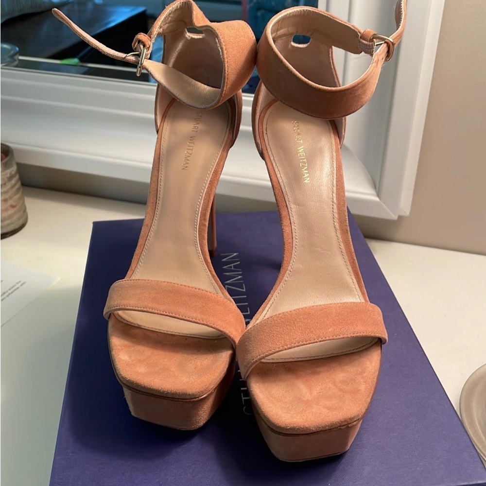 Stuart Weitzman Backupplat nude- size 7 - Picture 2 of 9
